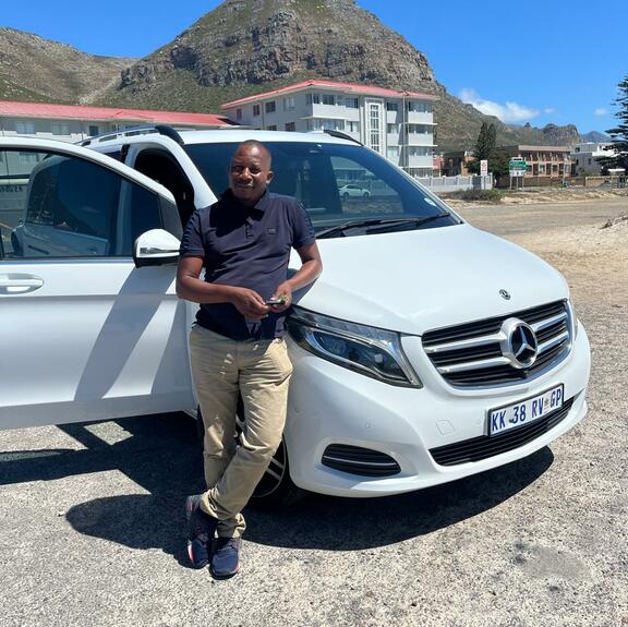 Your Shanyayi host with our VIP V-Class